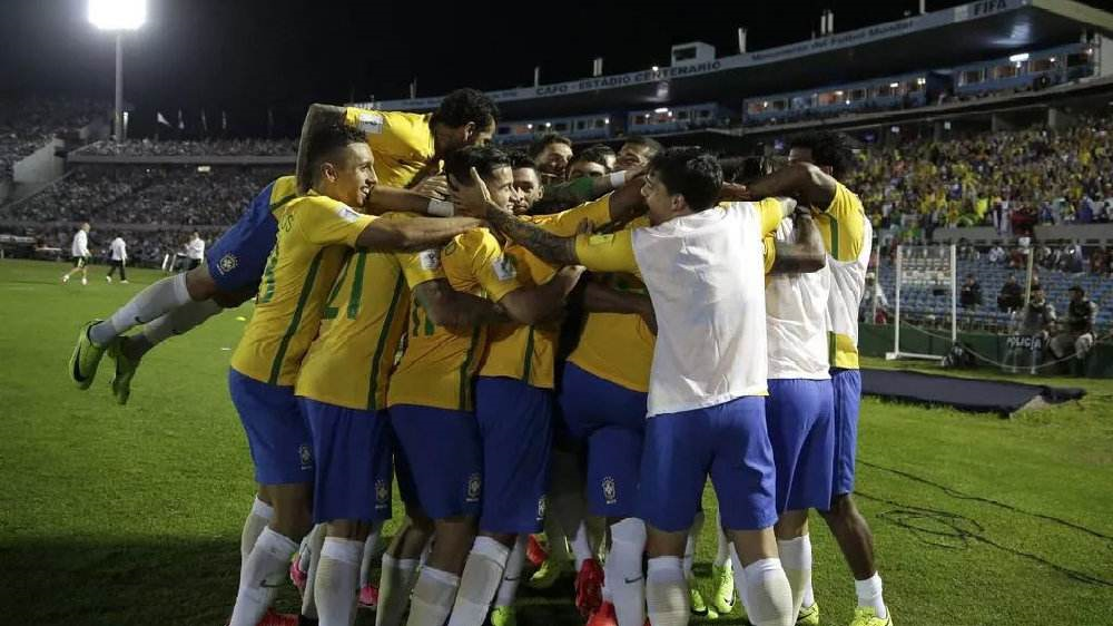 乐鱼体育APP下载包含美洲杯冲刺阶段走向成谜；上海海港门线救险；值得警惕；更衣室氛围转暖的词条