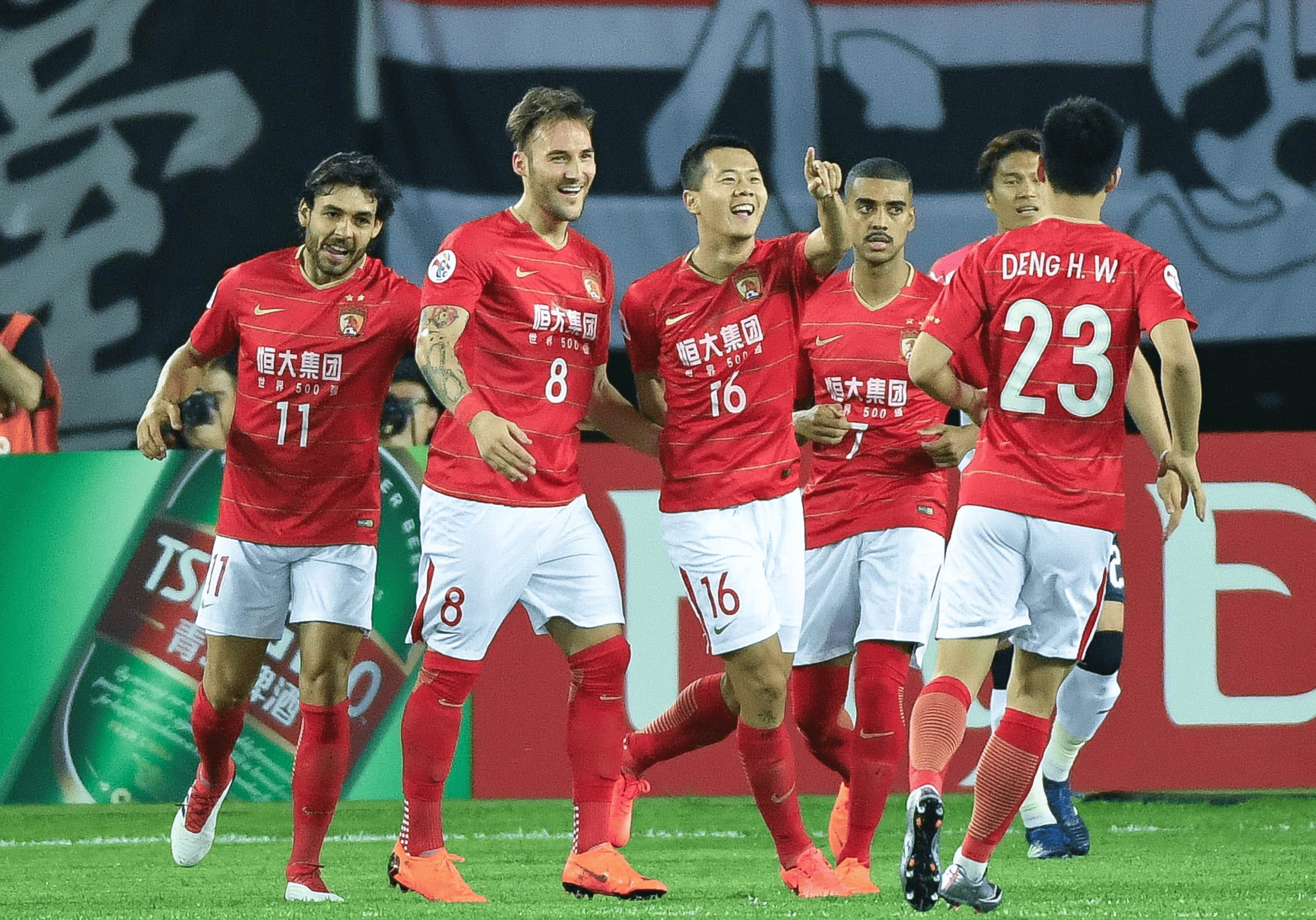 乐鱼体育平台国际比赛日突围战来临，迈阿密热火围绕全明星赛防线松动，球迷炸锅，团队化学反应显著的简单介绍